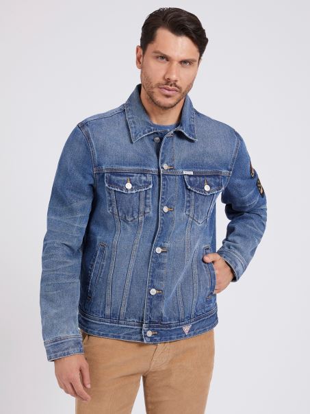 Geaca Albastra Din Denim Cu Plasture Pe Spate Guess