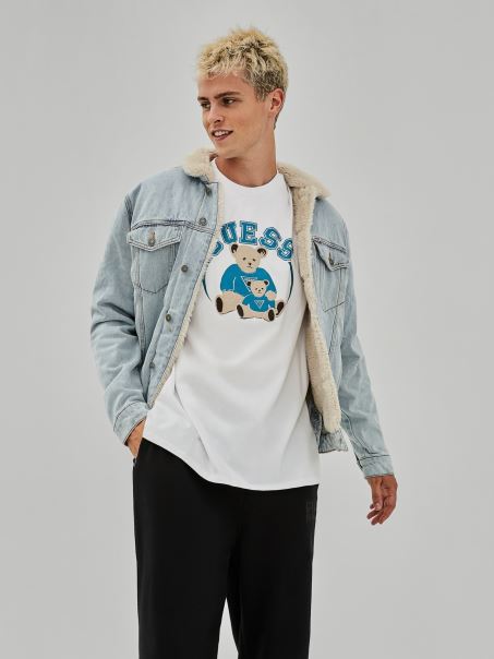 Jachetă Subțire Din Denim Albastru Deschis Guess Cu Imprimeu Pe Spate