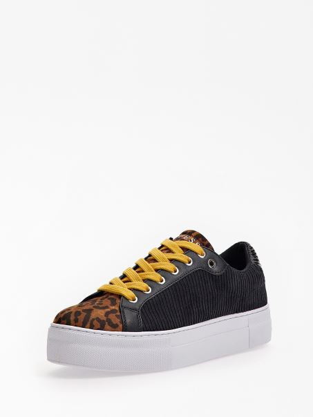 Adidași Garmini Animalier Cu Imprimeu Animal Guess