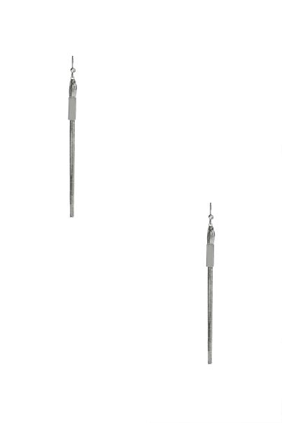 Cercei Liniari Cu Lanț De șarpe Argintiu Guess